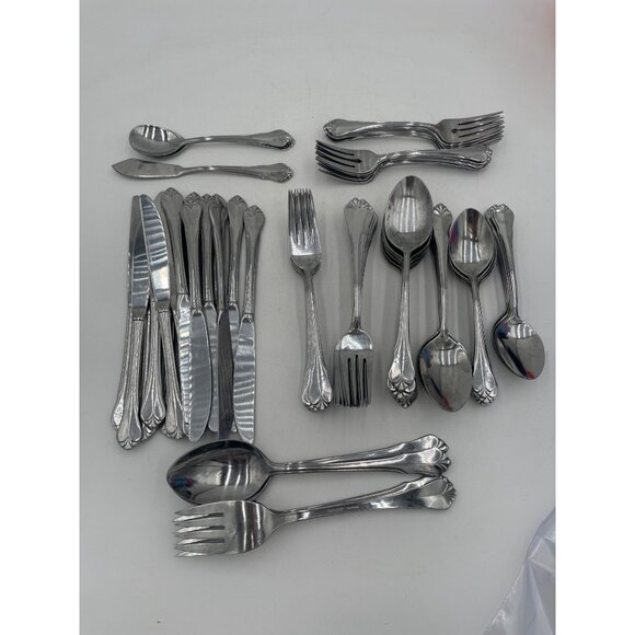 Vintage Revere Flatware Teaspoons Forks Knives Serving Utensils - Picture 8 of 9